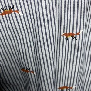 XL old navy button down w/ fox print